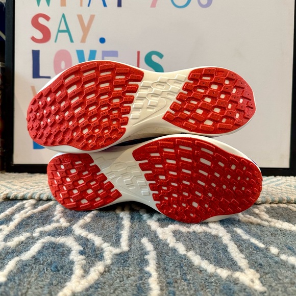 Brand new without tags or box Nike womens Flynit Pegasus Turbo - Picture 4 of 4